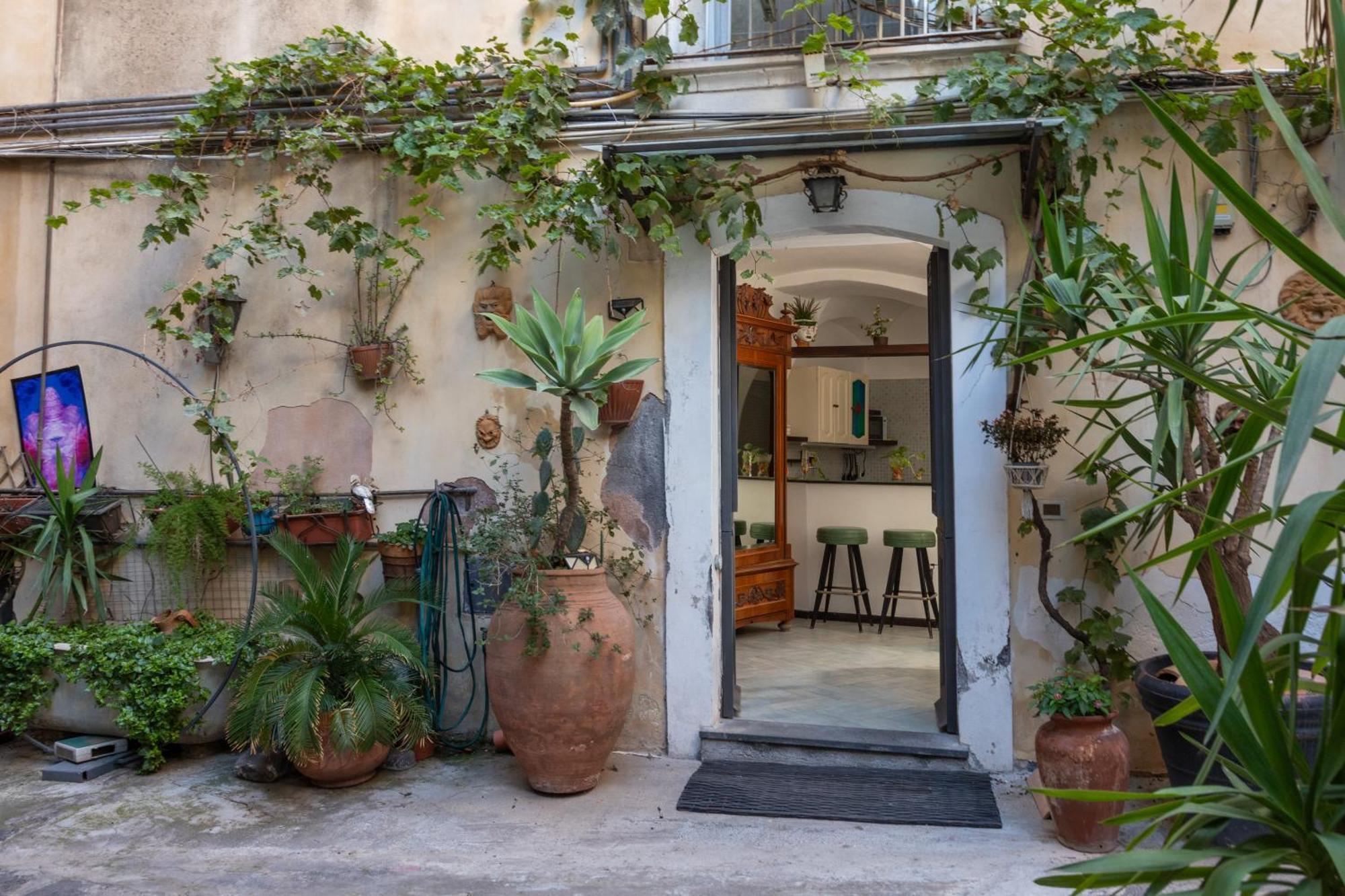 Villa Cortile San Michele Aeroporto di Catania Fontana Rossa Esterno foto
