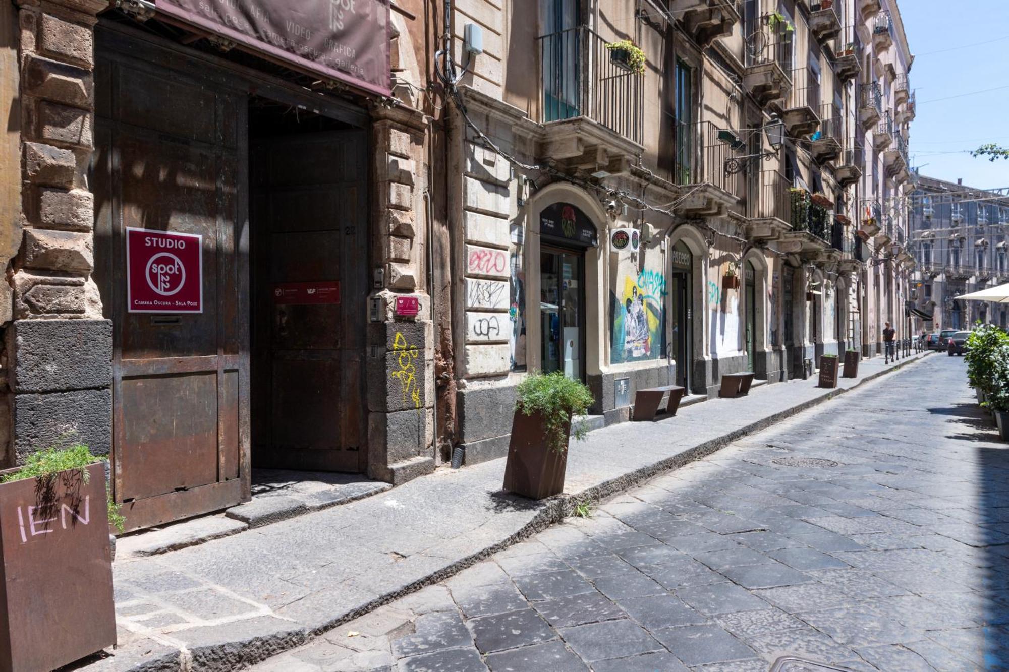 Villa Cortile San Michele Aeroporto di Catania Fontana Rossa Esterno foto