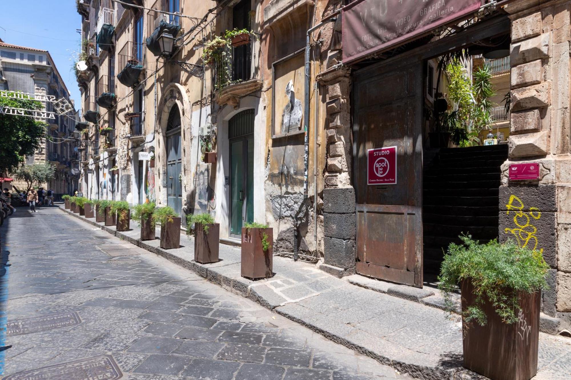 Villa Cortile San Michele Aeroporto di Catania Fontana Rossa Esterno foto